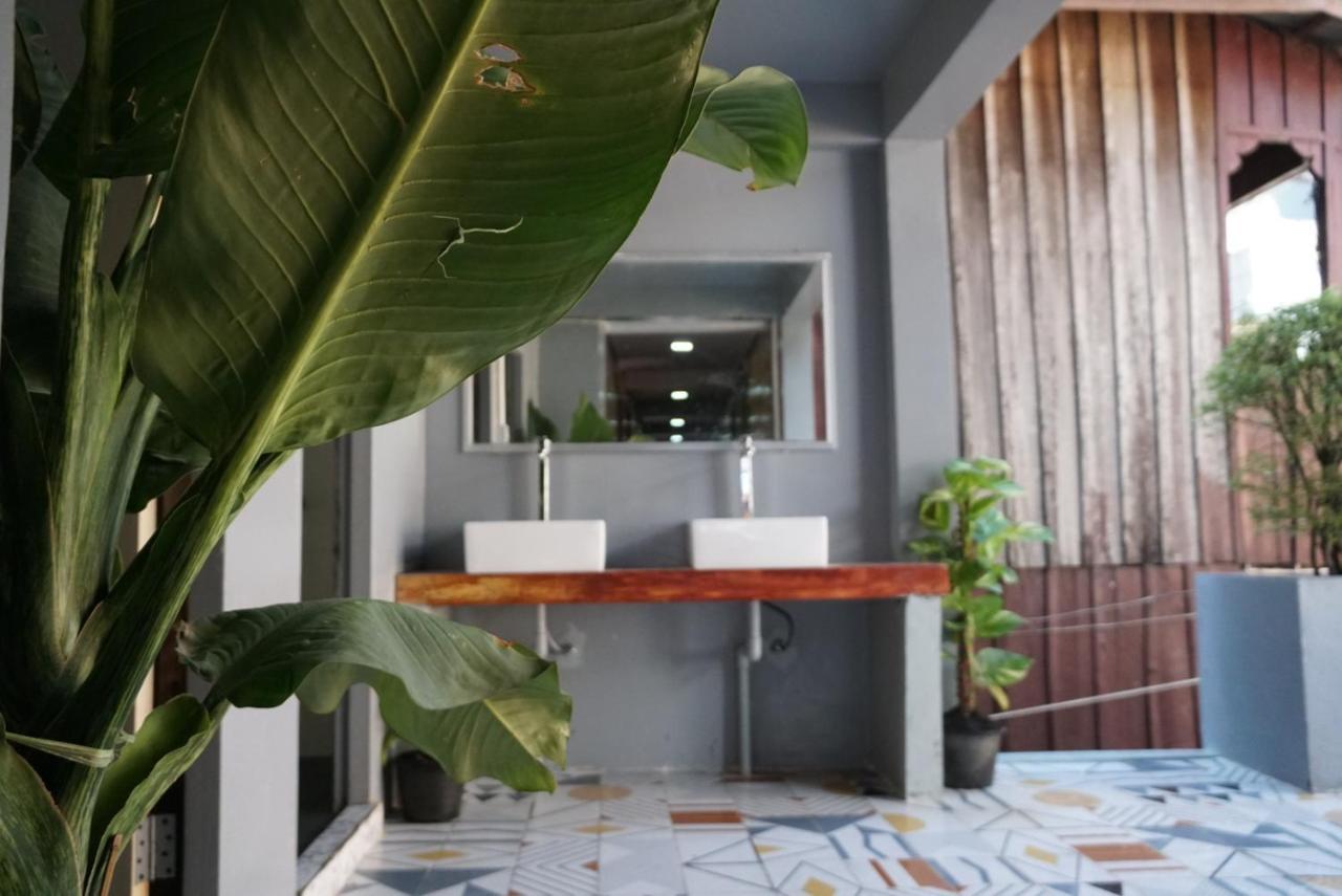 White Rose Guesthouse Kaoh Touch 외부 사진